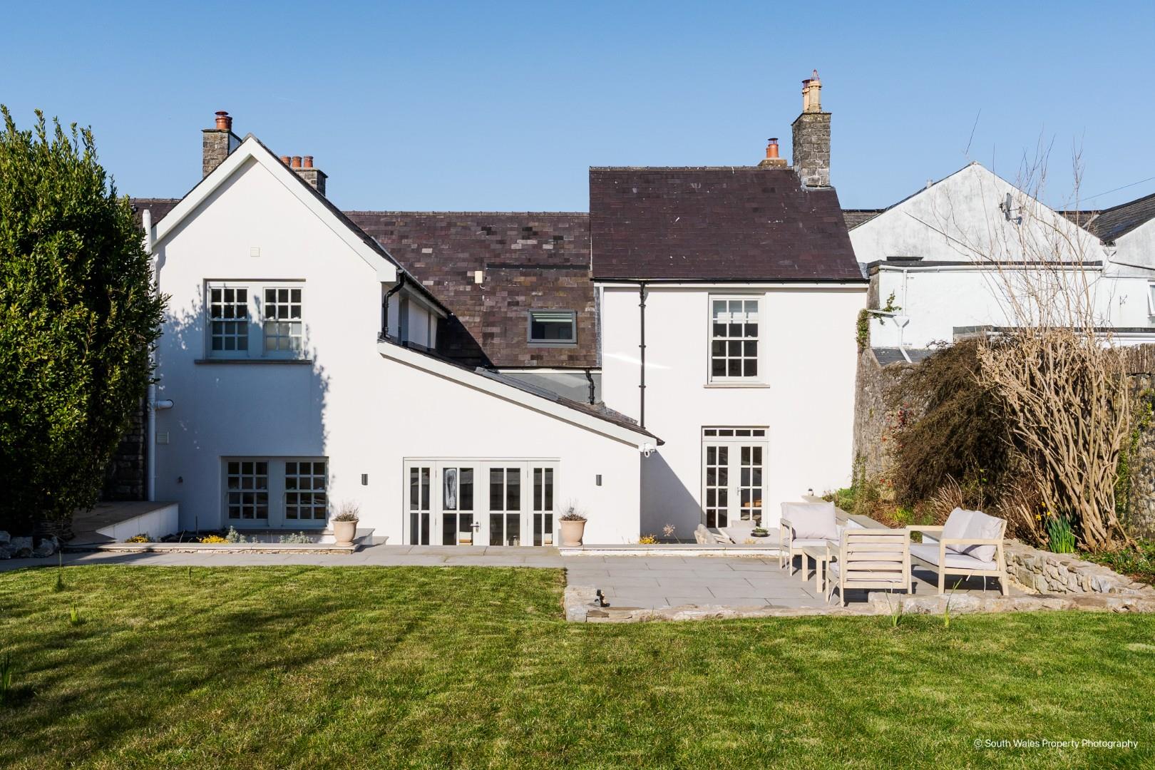 Heath House, 54 Eastgate, Cowbridge, Vale Of Glamorgan, CF71 7AB